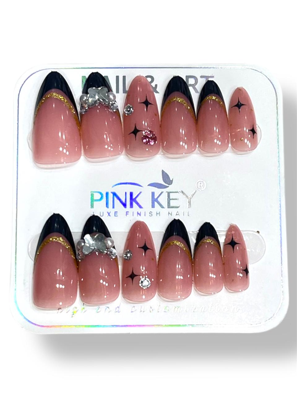 Premium Design Nail In Almond Shape